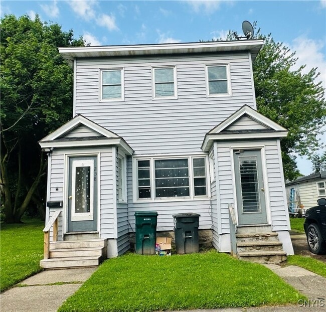 Primary Photo - 238 W 5th St