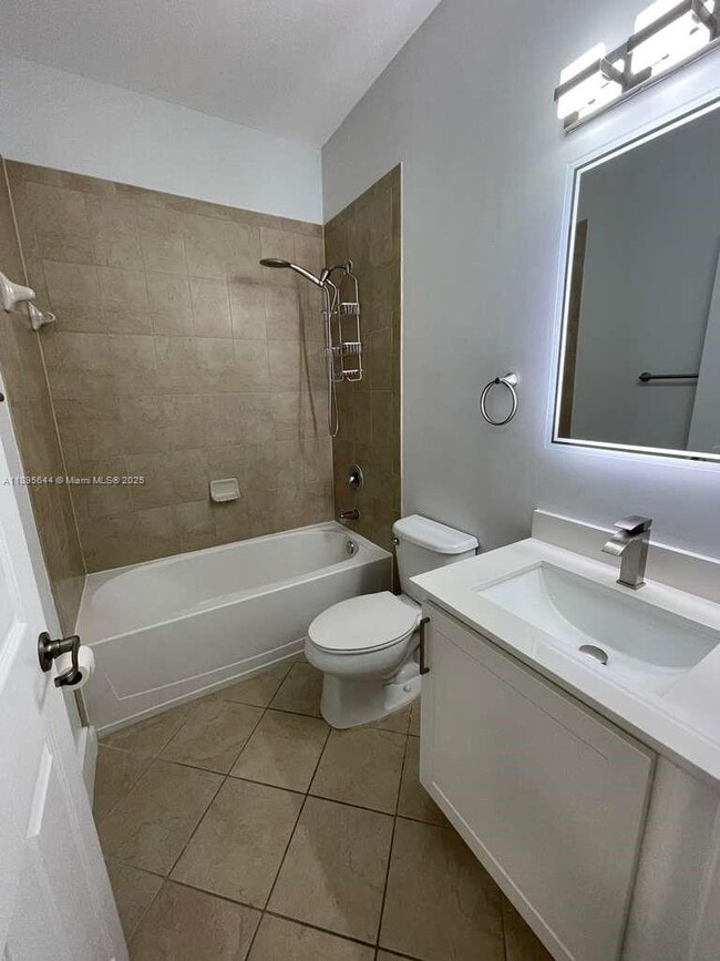 Building Photo - 4259 SW 164th Ct