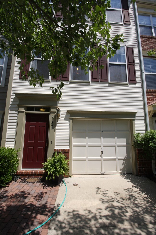 Front - 21504 Welby Terrace