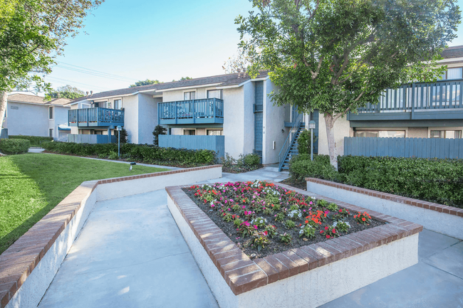 Building Photo - Fountain Park Apartments