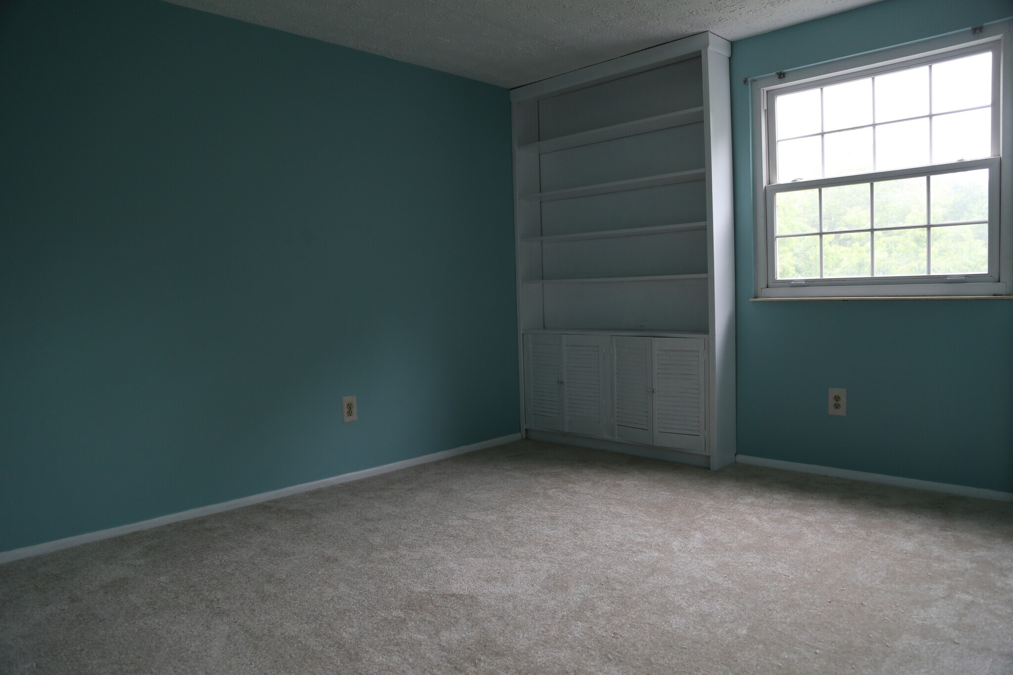 Bedroom 3 - 12945 Pinecrest road