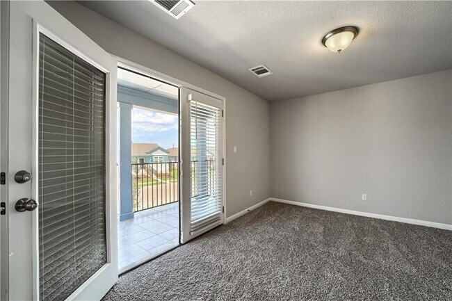 Building Photo - 2924 Sage Ranch Dr