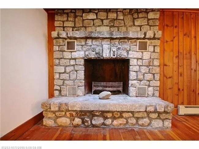 Building Photo - 40 Claman Dr