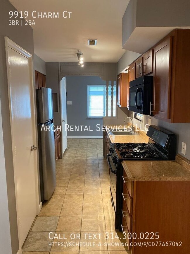 Building Photo - 9919 Charm Ct