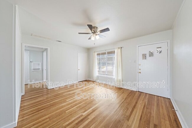 Building Photo - 815 Rittiman Rd