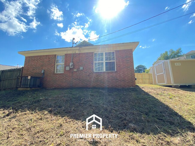 Building Photo - 4448 Kings Valley Cove W