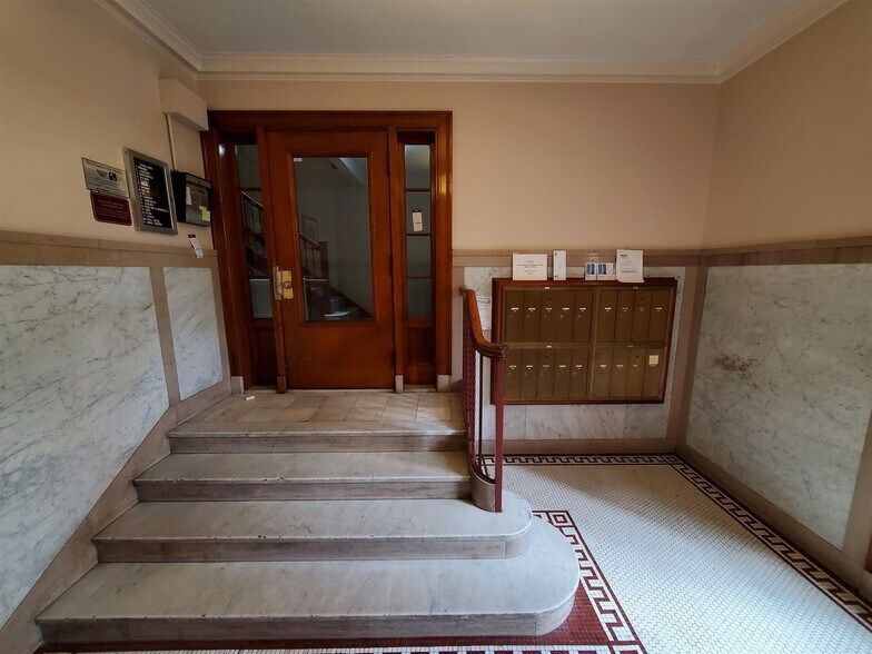 Building Photo - 22 Concord Ave