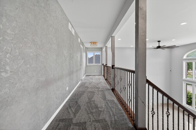 Building Photo - 14031 Preston Dr