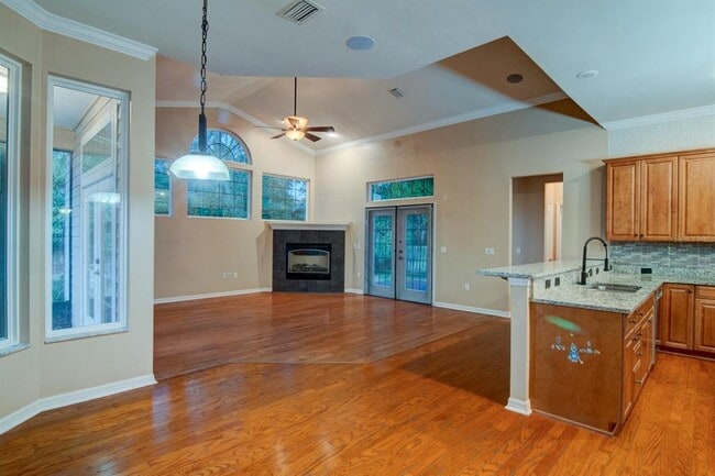 Building Photo - 8362 SW 11th Rd