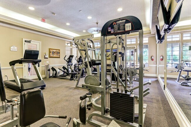 Building Photo - Modern 4BR Home with 3 Full Baths in River Glen | Screened Porch & Resort-Style Amenities