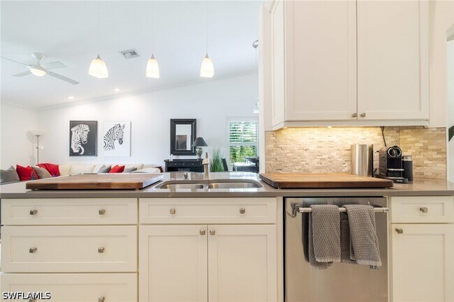 Building Photo - 6871 Sterling Greens Dr