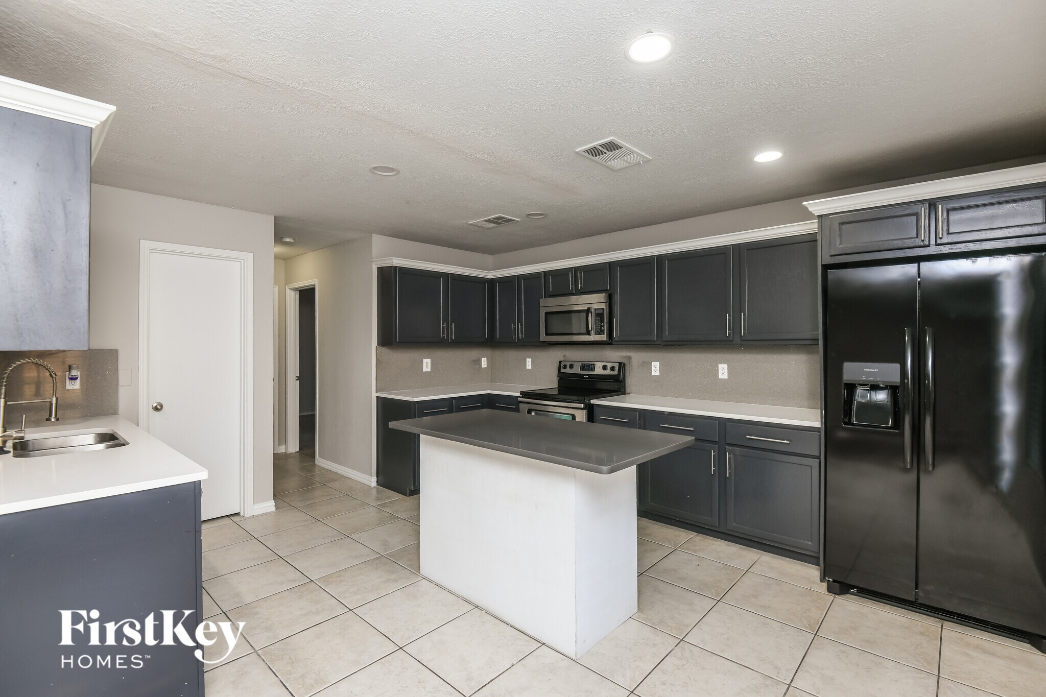 Building Photo - 5600 Ainsdale Dr