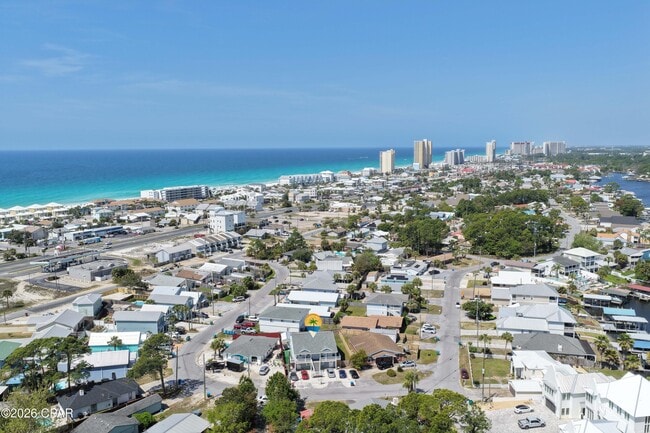 Building Photo - 3904 Ocean View Dr