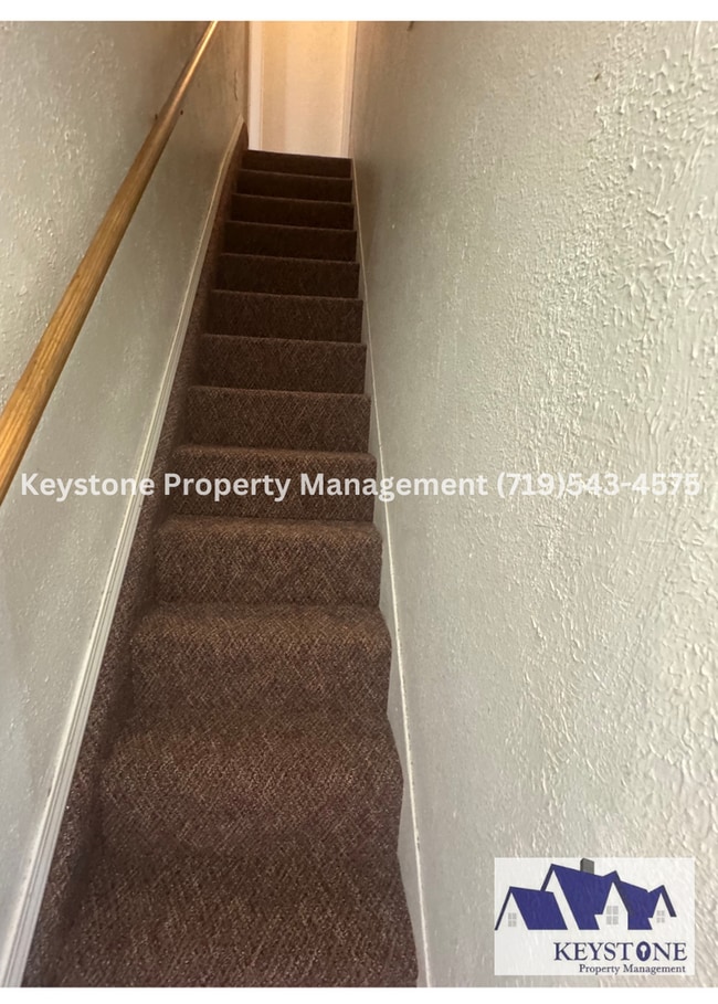 Building Photo - $550 Off Move In Special! Fresh Paint/New ...