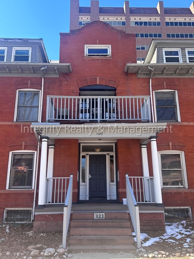 Primary Photo - 1123 Sherman St
