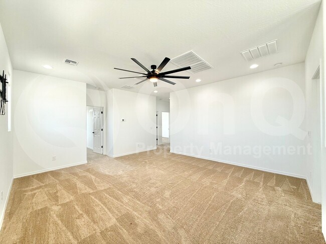 Building Photo - 24852 N 143rd Dr