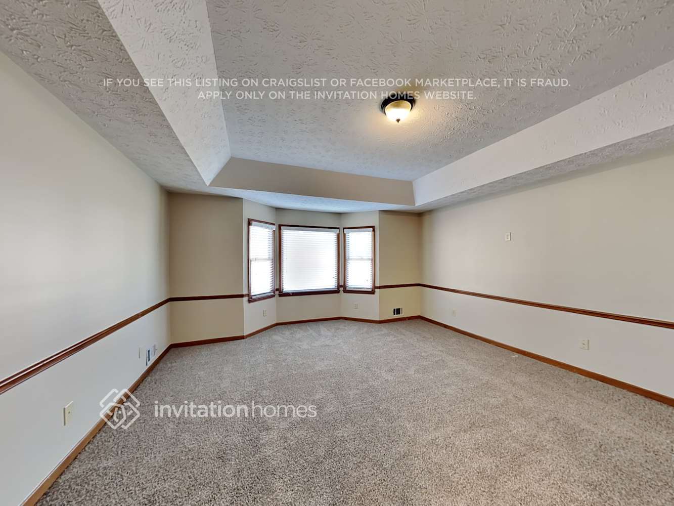 Building Photo - 1231 Great Oaks Dr SE