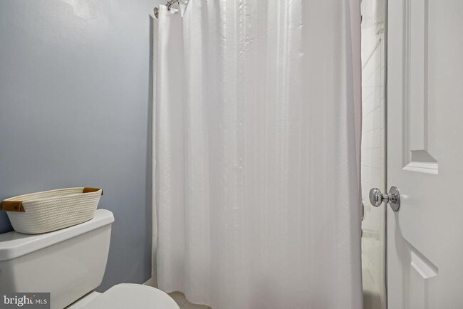 Building Photo - 8807 Ridge Rd