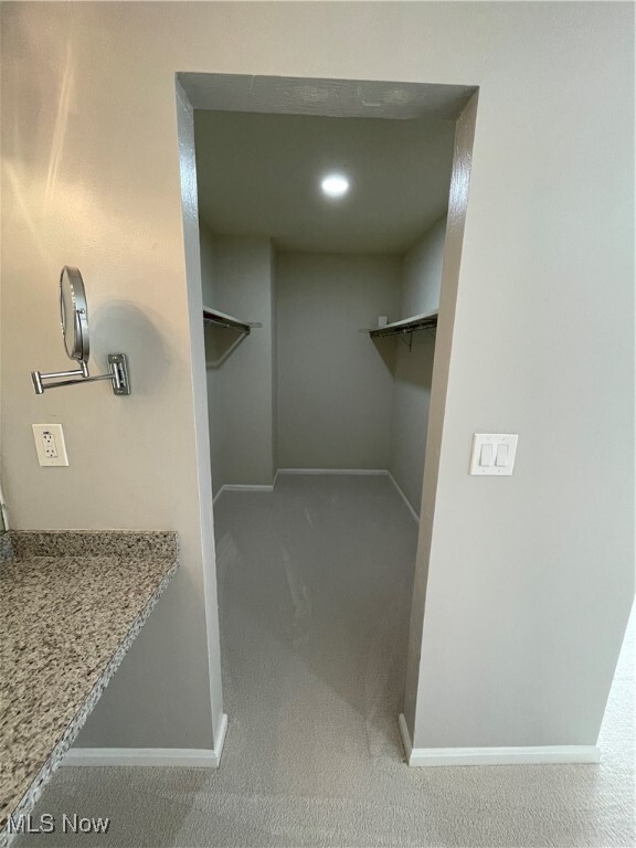 Building Photo - 22257 River Walk Rd