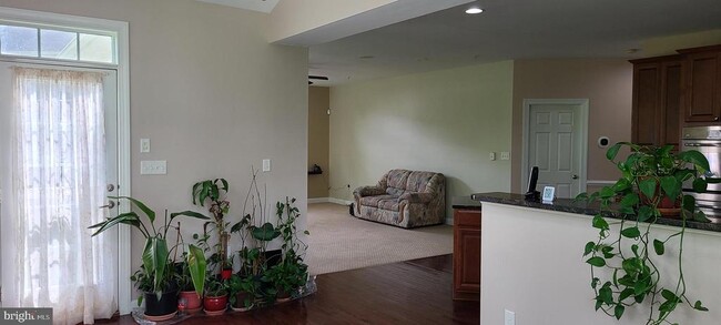 Building Photo - 4506 Nightingale Ct