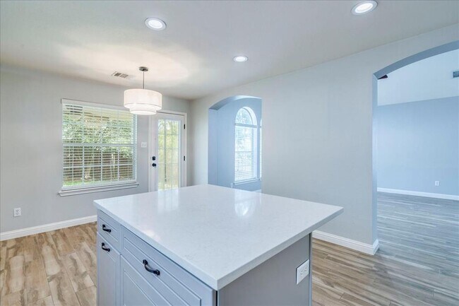 Building Photo - 11320 Conchos River Trail