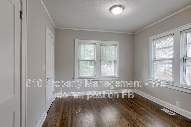 Building Photo - 2431 E 68th St