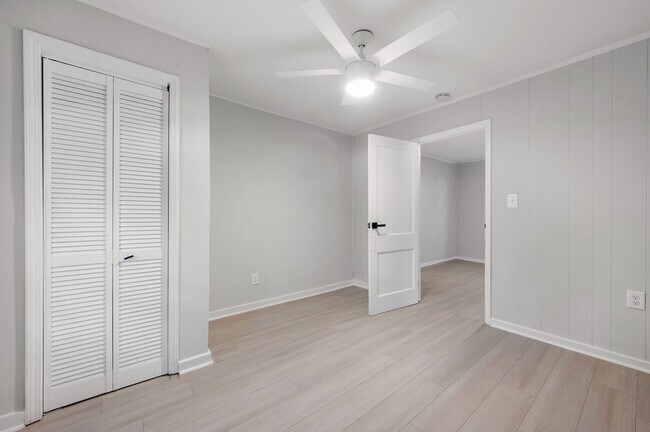 Building Photo - 4673 Hassell Ave