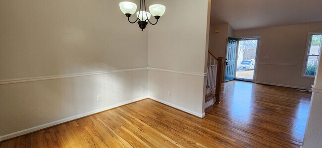 Building Photo - Available Now!! 3 to 4 Bedroom, 3 Full Bat...