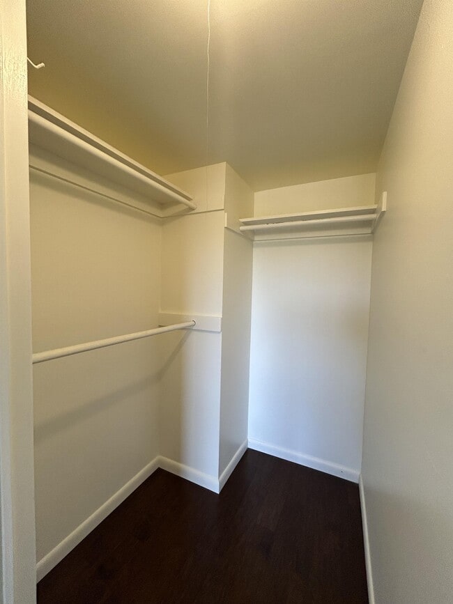 Building Photo - 1331 Park Ave SW
