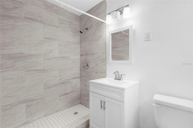 Building Photo - 21530 Glendale Ave