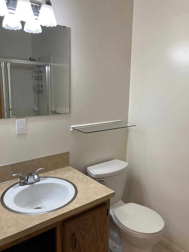 Building Photo - 4327 S 700 W