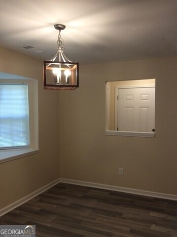 Building Photo - 5987 Sherwood Trace