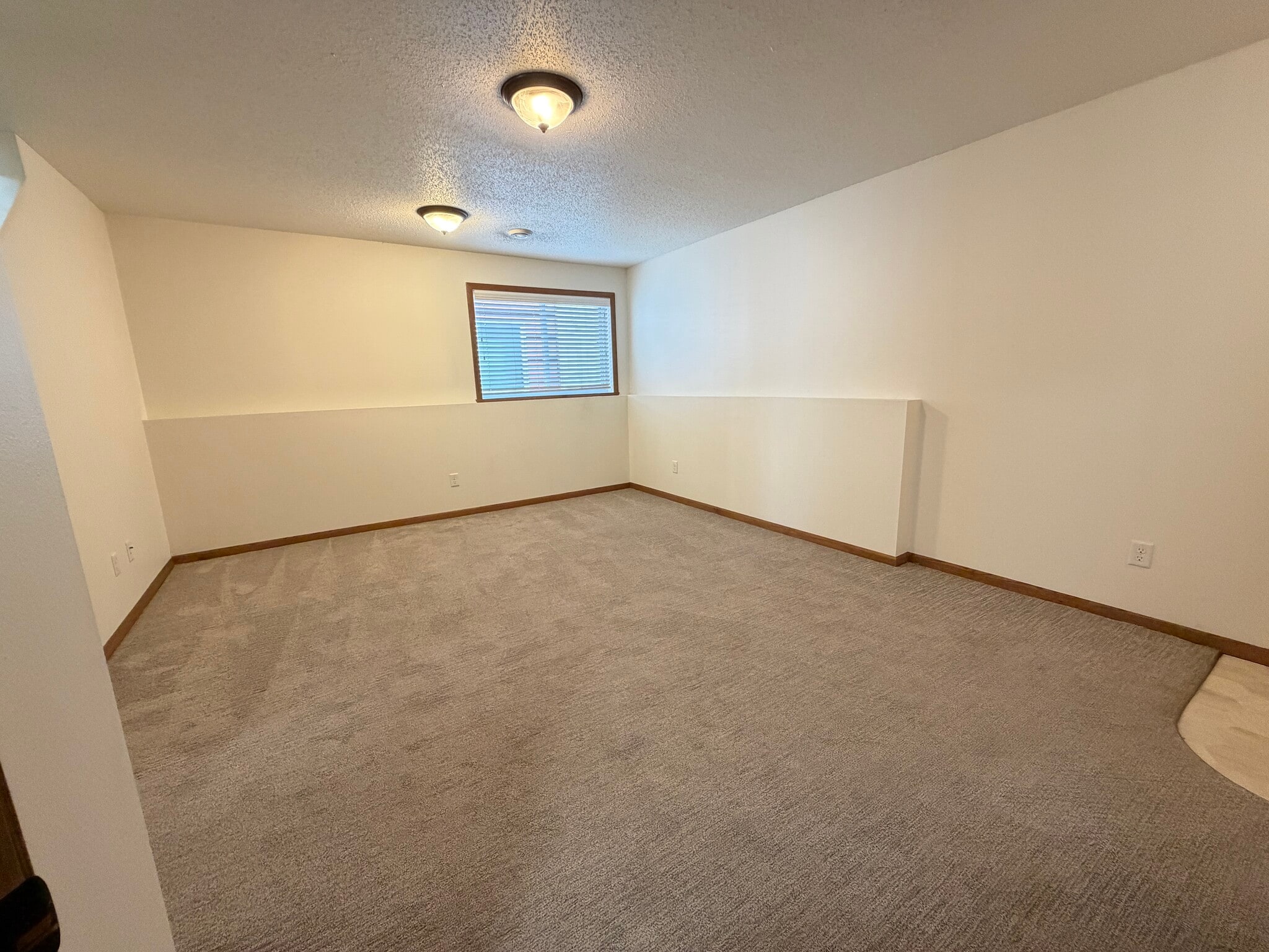 Building Photo - 2480 5th St W