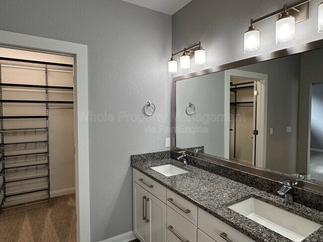 Building Photo - 6771 Larsh Dr