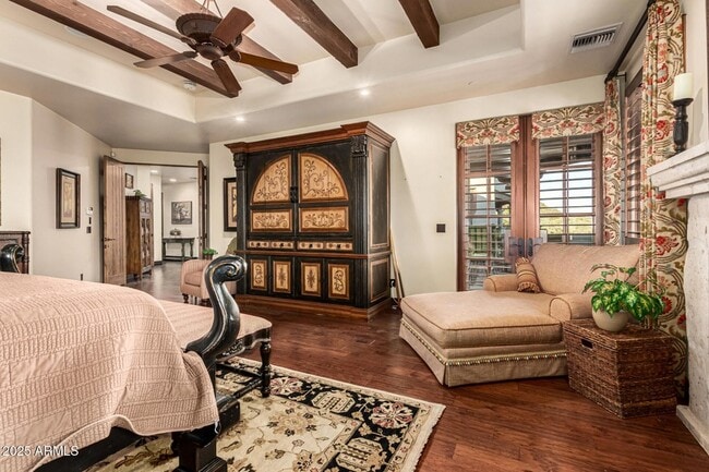 Building Photo - 1930 E Desert Willow Dr