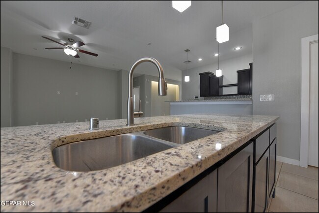 Building Photo - 7825 Enchanted Range