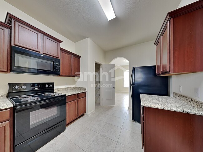 Building Photo - 1544 Park Trails Blvd