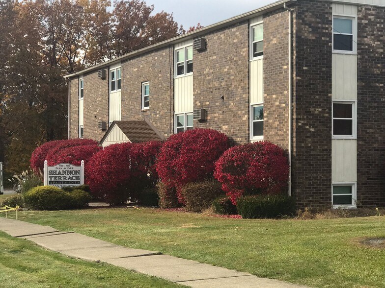 Shannon Terrace Apartments 500508 Park Ave Girard OH 44420