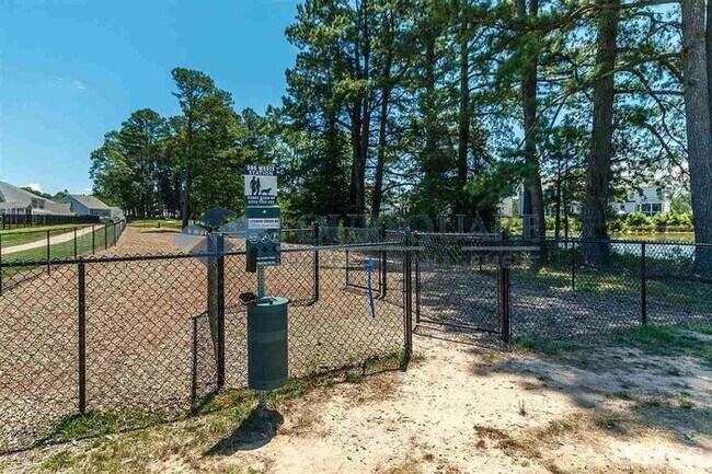 Building Photo - Spacious  End-Unit Townhome | Rear Deck & 2-Car Garage  | Near Brier Creek