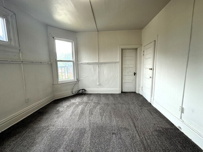 Building Photo - East Liberty - Apartments For Rent In Pittsburgh