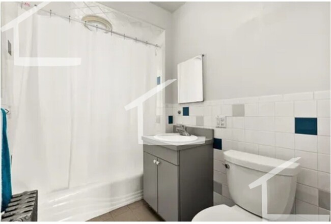 Building Photo - No Brokers Fee, In-Unit Washer and Dryer, ...