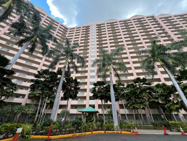 Primary Photo - Country Club Villas - 2 bedrooms, 2 bath u...