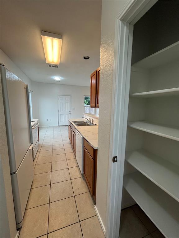 Building Photo - 3016 Aftonshire Way