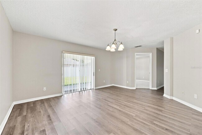 Building Photo - 516 Bella Rosa Cir
