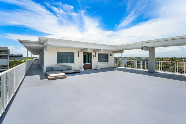 Building Photo - 3500 S Ocean Blvd