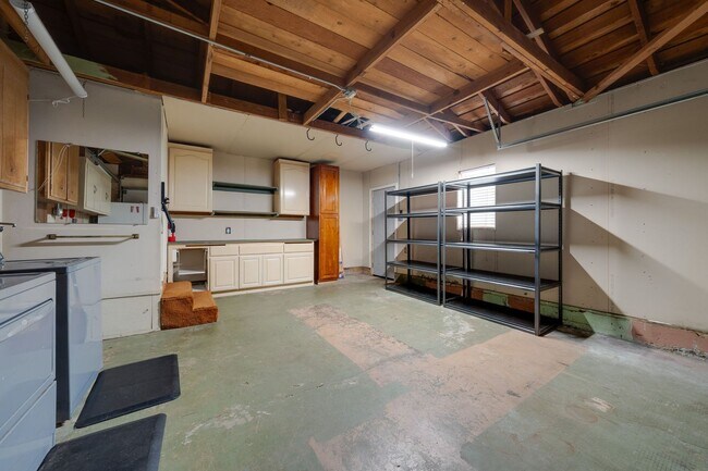 Building Photo - 5113 Sitton Way