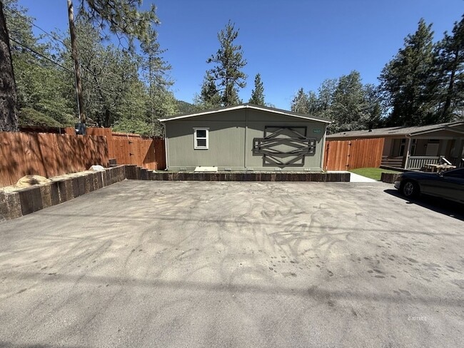 Building Photo - 54325 Pine Crest Ave
