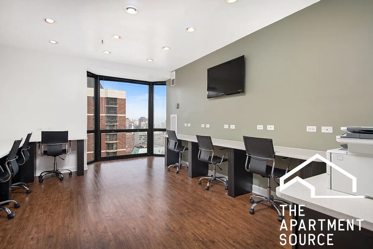 Building Photo - 1111 N Dearborn St