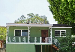 Building Photo - 1200 Laveta Terrace