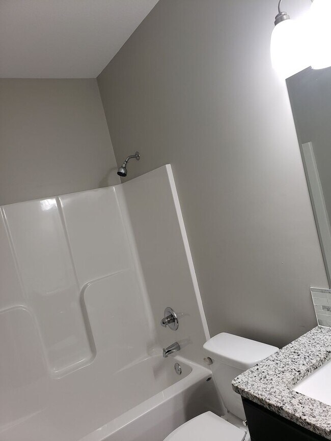 Building Photo - 4955-4953 Morris